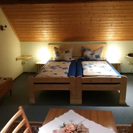 Δωμάτια σε οικογενειακή κατοικία Karls Ferienwohnung