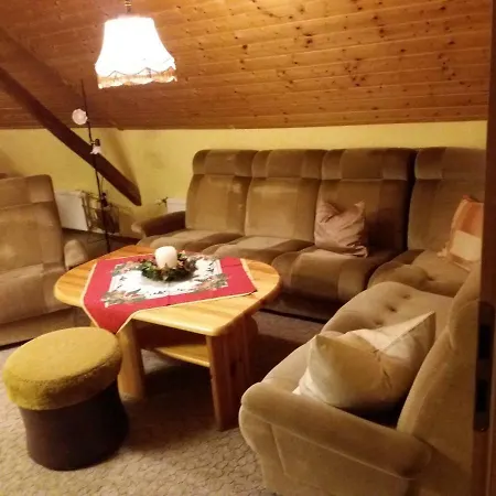 Karls Ferienwohnung Δωμάτια σε οικογενειακή κατοικία *